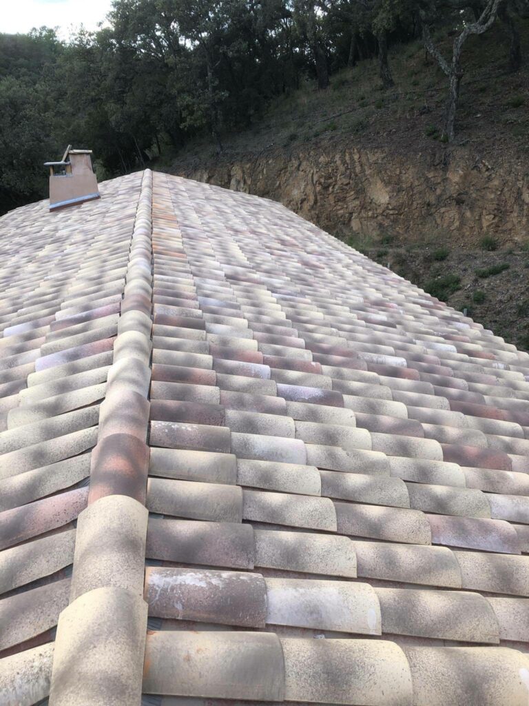 devis renovation complete toiture tuile canal vidauban var