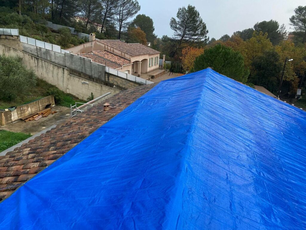 couvreur reparation tuile intemperies lorgues var