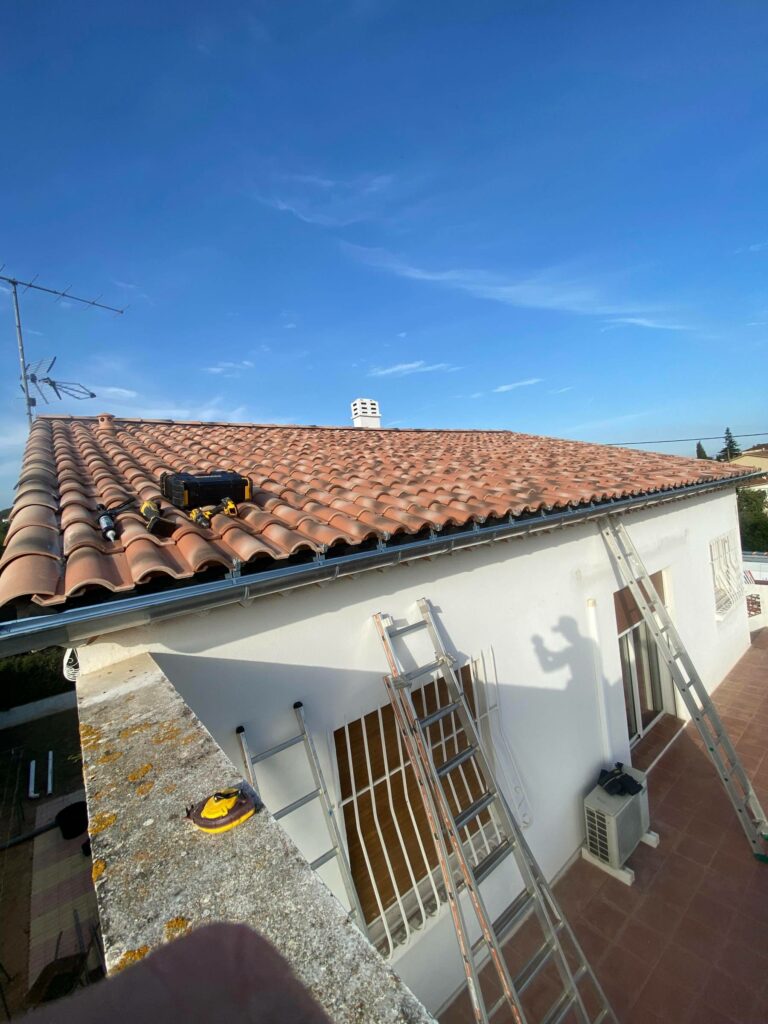qui appeler pour renover son toit roquebrune sur argens var