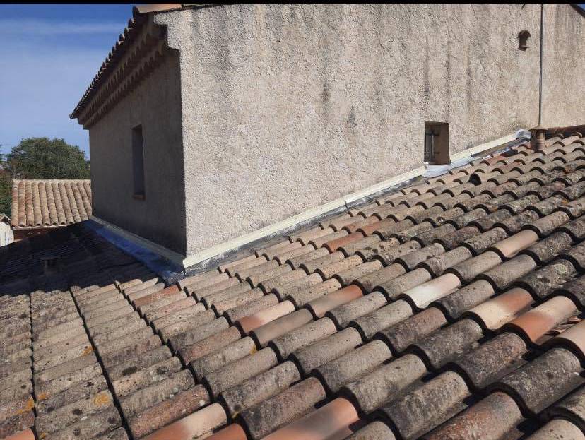 Entreprise pour nettoyage de toiture dans le Var